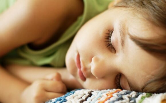 7 Ways to Get More Sleep Naturally
